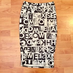Vintage 90s Graphic Skirt 🔠